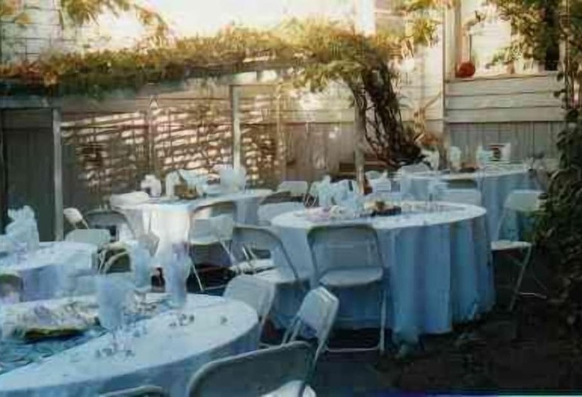 Glen Morey Country House B & B Inn