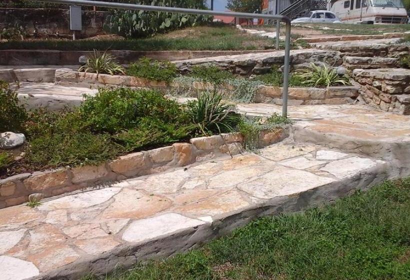 Szálloda Blanco Riverside Cottages