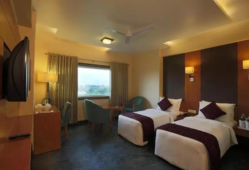 ホテル Brijwasi Lands Inn