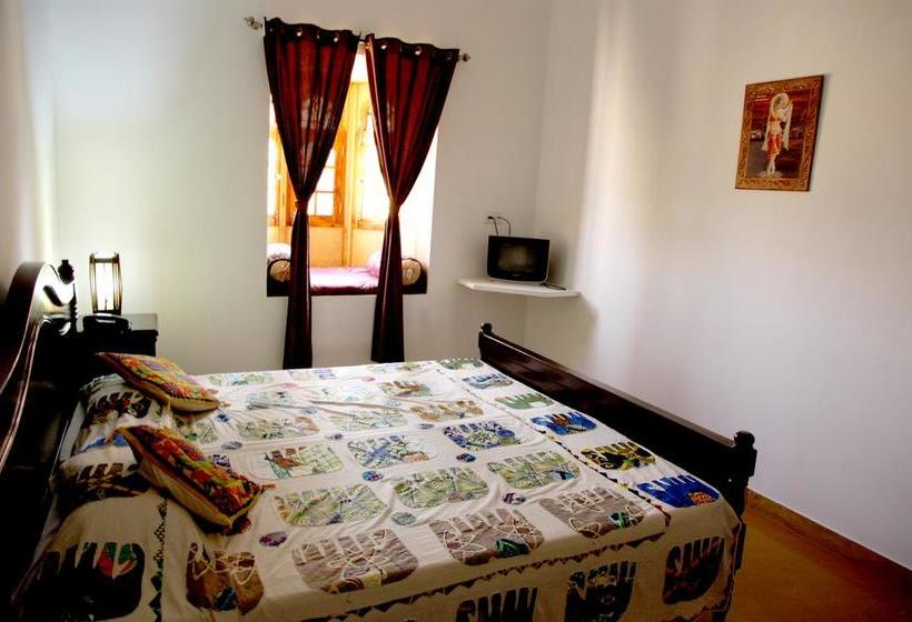 Fotos del hotel Sanjay Villa:  24