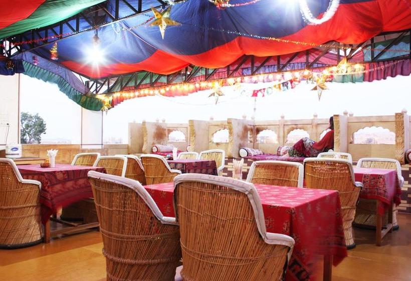 Fotos del hotel Sanjay Villa:  5