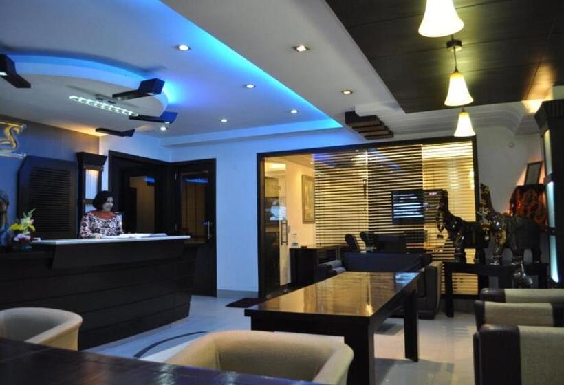 ホテル Solo Victoria