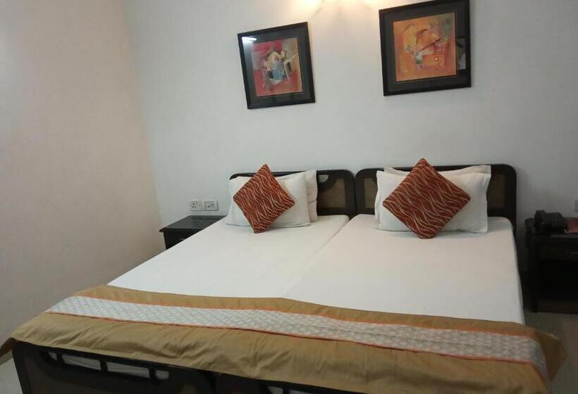 ホテル Solo Victoria