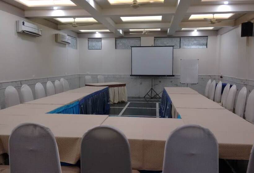 Hotel The Majestic Manor