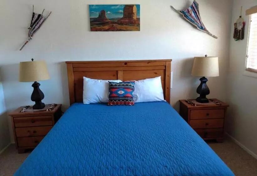 Mokee Motel