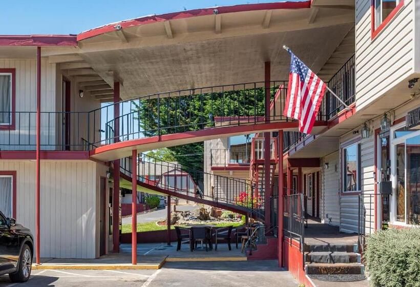 汽车旅馆 Riviera Inn