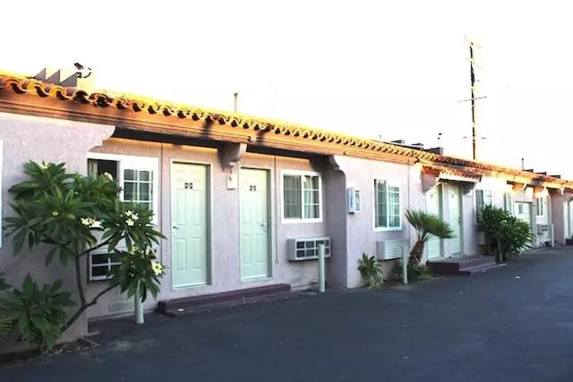 Beacon Motel