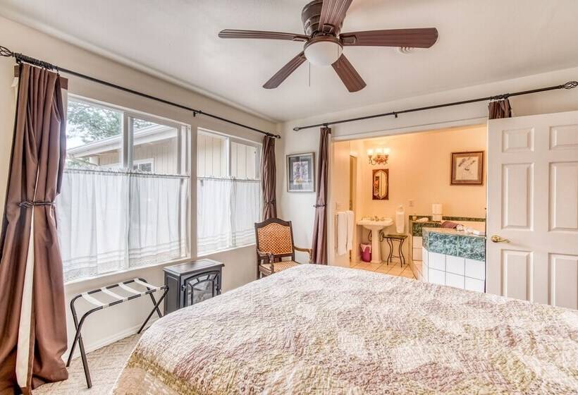 مبيت وإفطار A Bed Of Roses