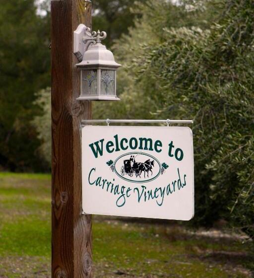 مبيت وإفطار The Eden House Vineyard