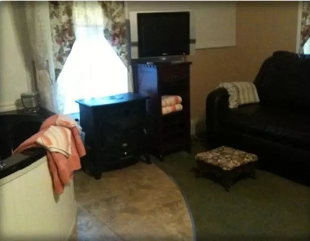 Emerald Necklace Inn Bed And Breakfast