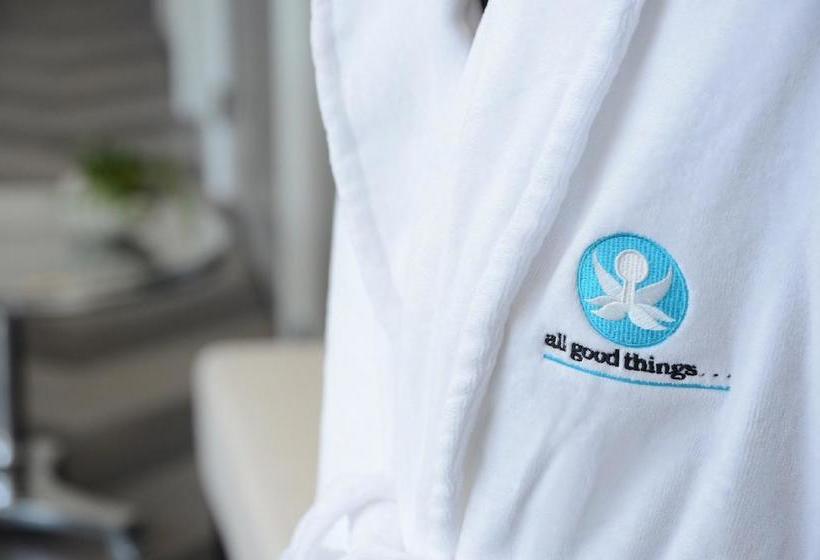 فندق Pavilion Grand