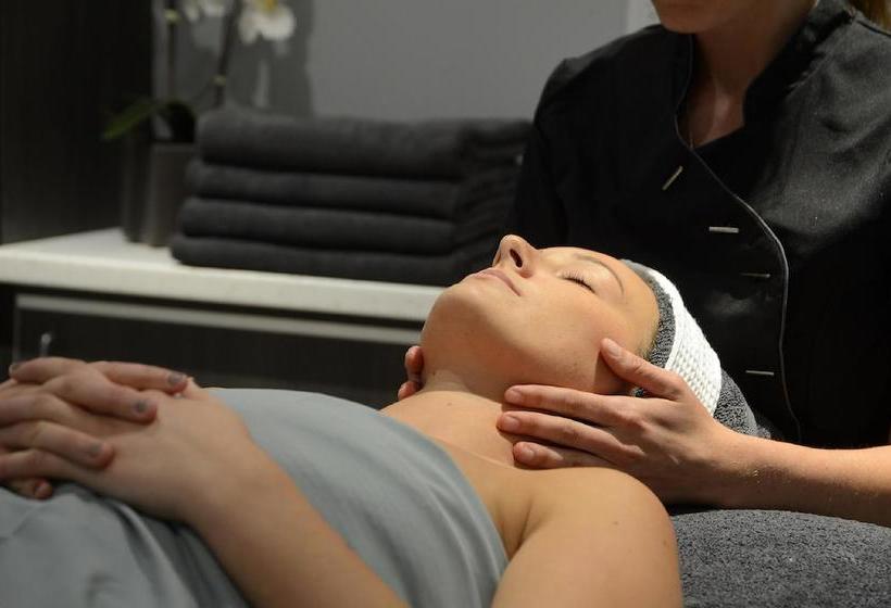 فندق Pavilion Grand