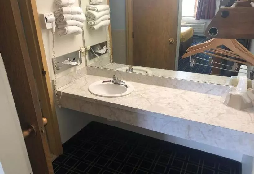 Hotelli Sunset Inn And Suites