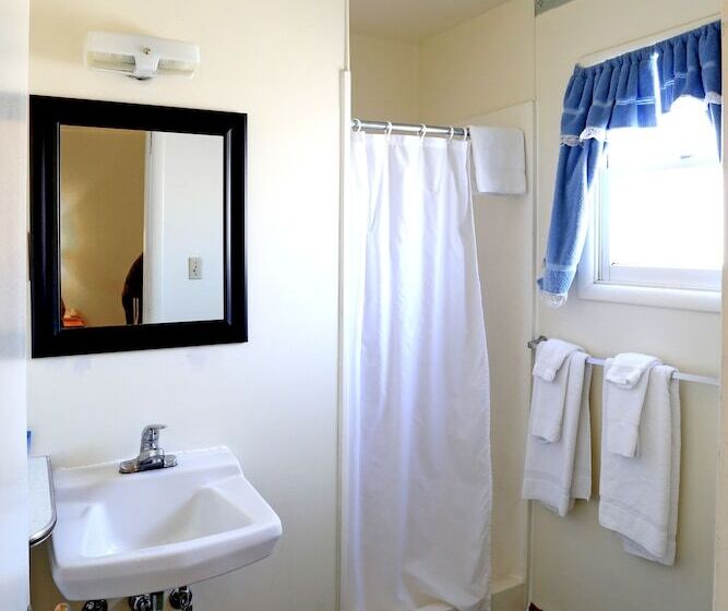 汽车旅馆  Blue Mountain