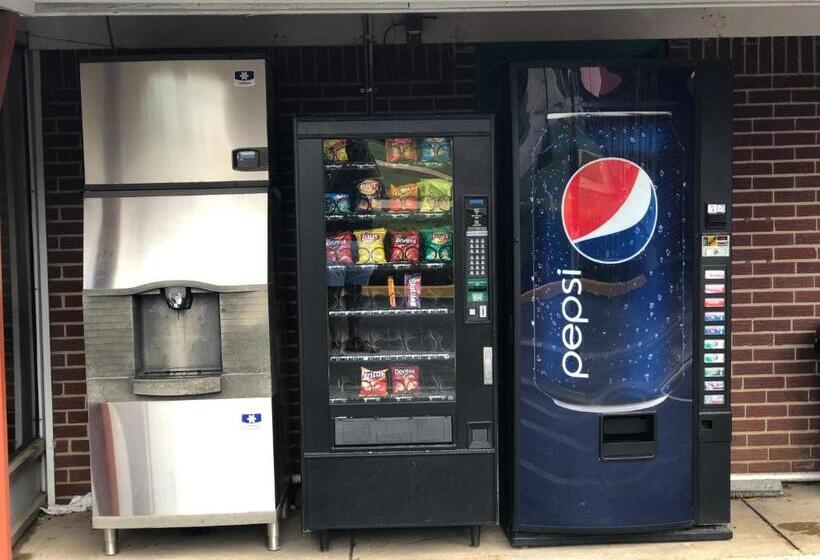 Мотель Budget Inn   New Albany