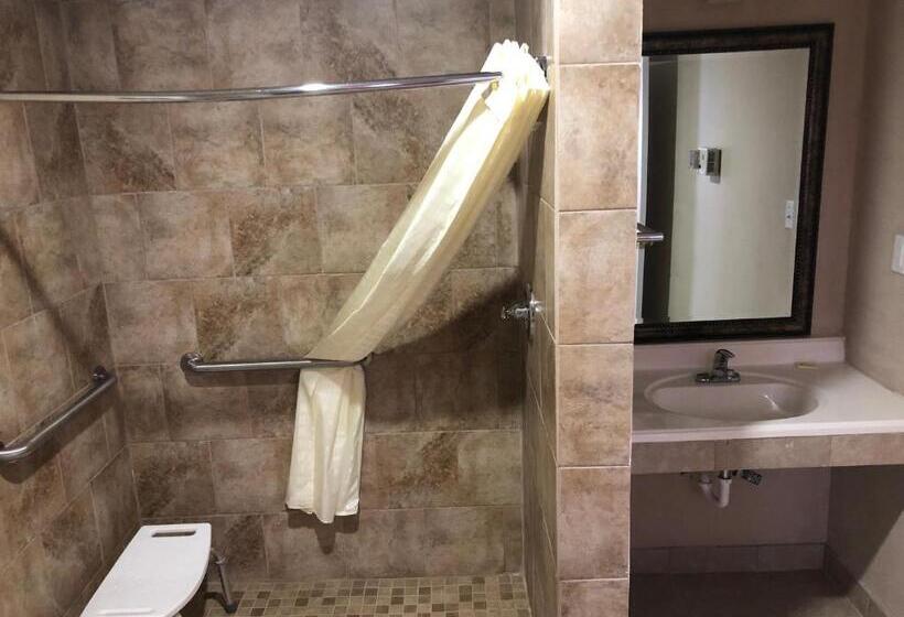 Мотель Budget Inn   New Albany