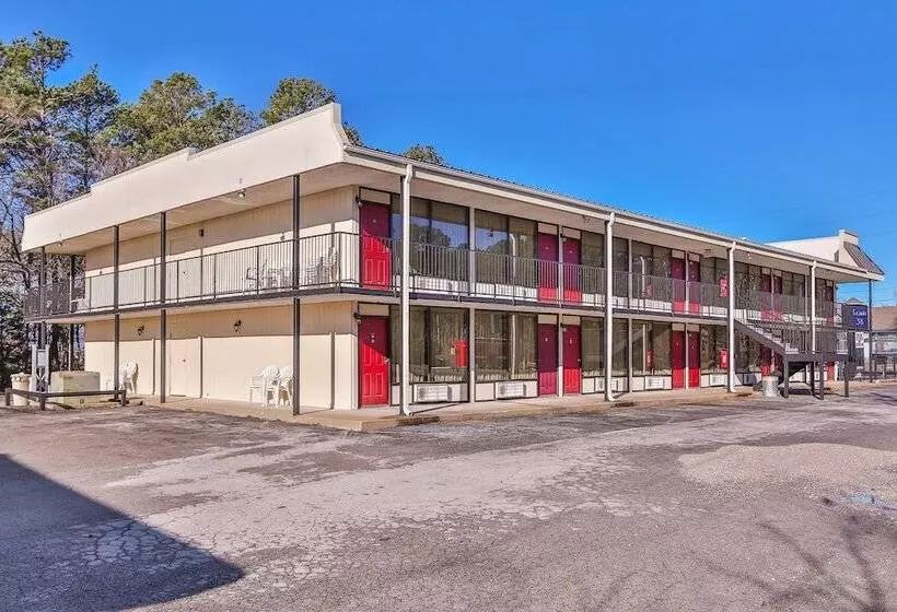 Motelli Candlewick Inn And Suites