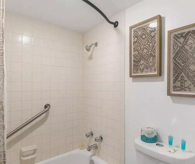 Motelli Candlewick Inn And Suites