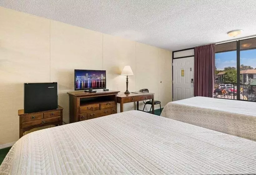 Motelli Candlewick Inn And Suites