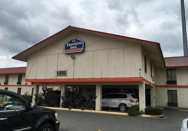 モーテル Executive Inn Pine Bluff