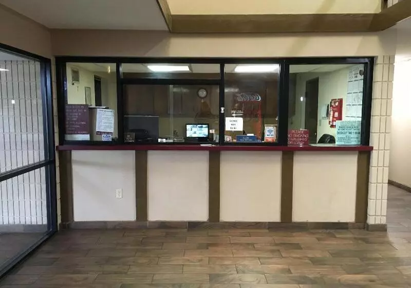 モーテル Executive Inn Pine Bluff