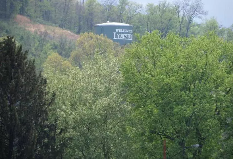 モーテル Lynchburg Country Inn