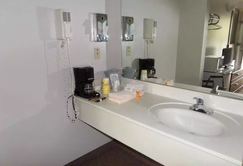 モーテル Lynchburg Country Inn