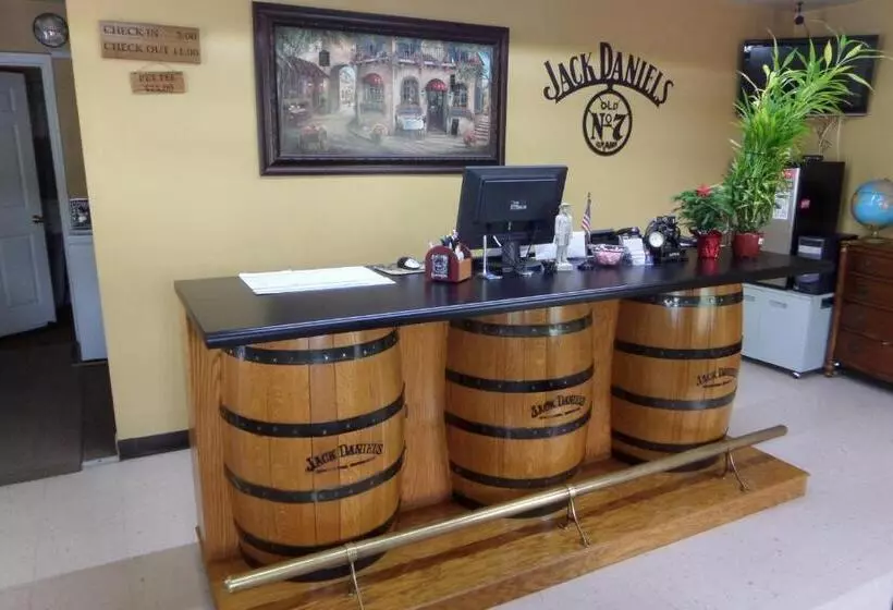 モーテル Lynchburg Country Inn