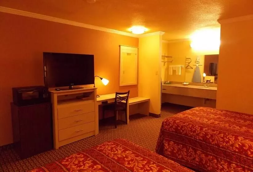 モーテル River Valley Motor Inn