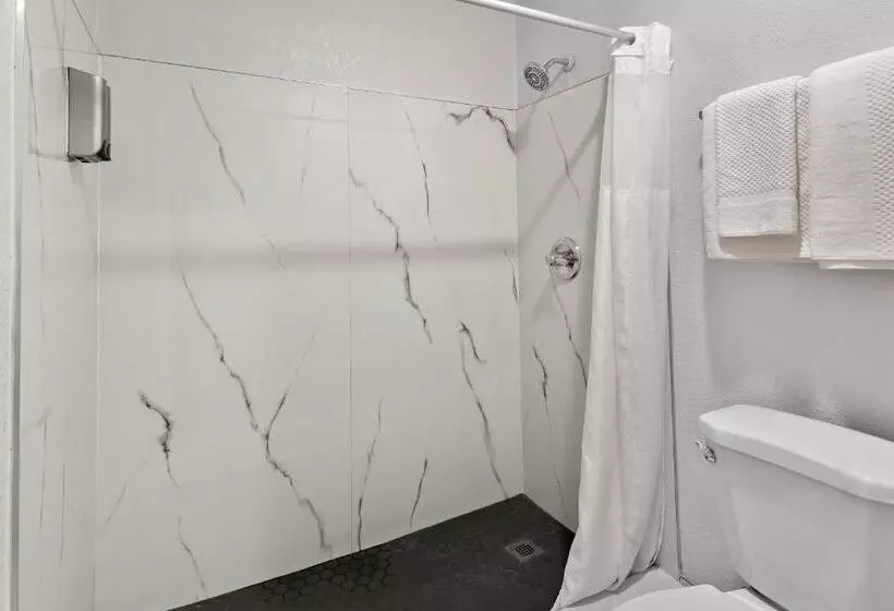 Motelli Rodeway Inn