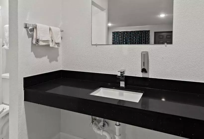 Motelli Rodeway Inn