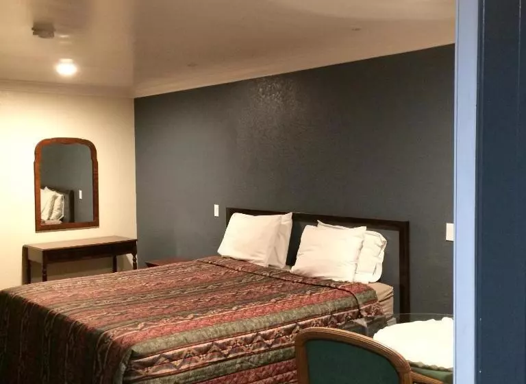 モーテル Royal Inn