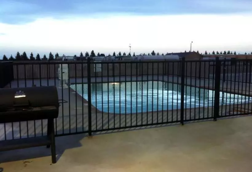 モーテル Southern Inn And Suites Kermit