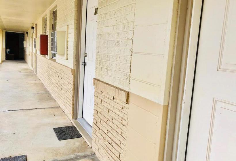 مُتل Sunset Inn Longview