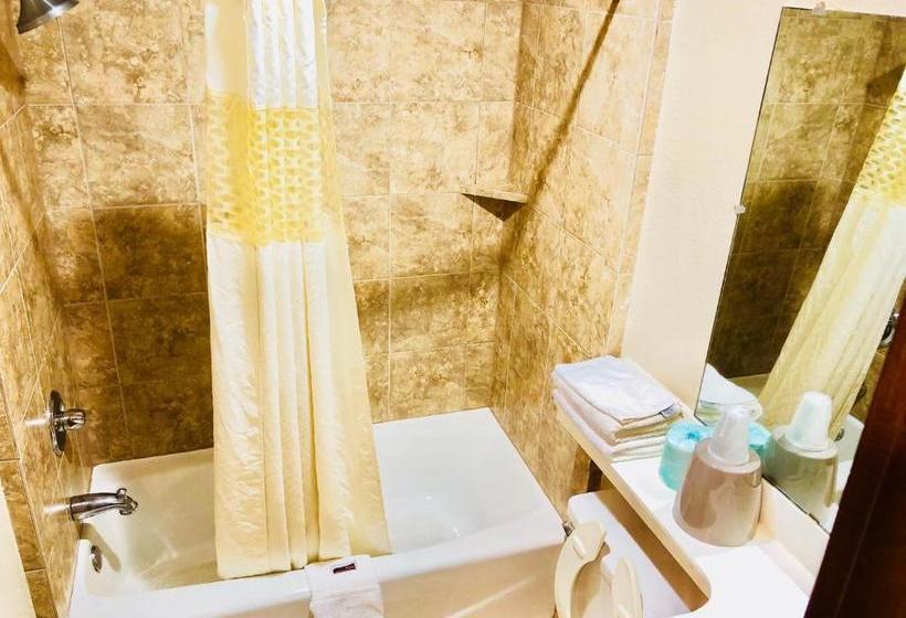 مُتل Sunset Inn Longview