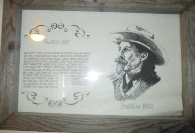 מוטל Virginia City Inn