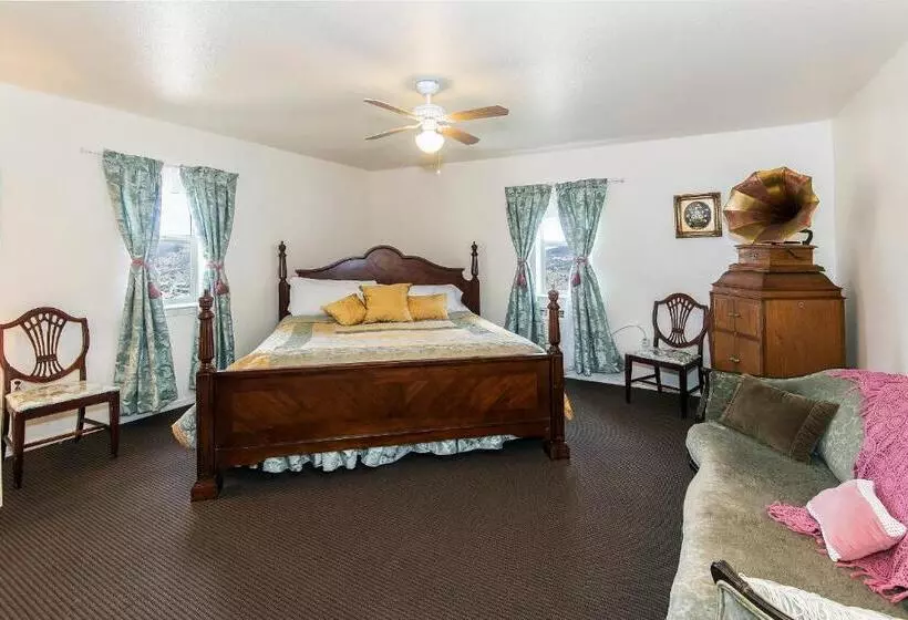 モーテル Virginia City Inn
