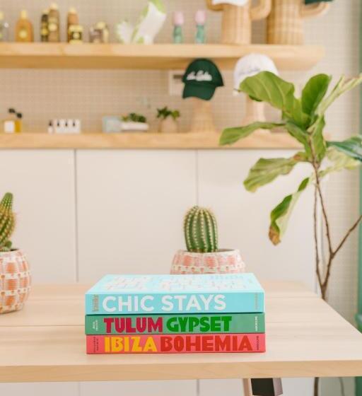 渡假胜地  Les Cactus