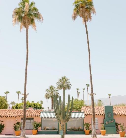 渡假胜地  Les Cactus