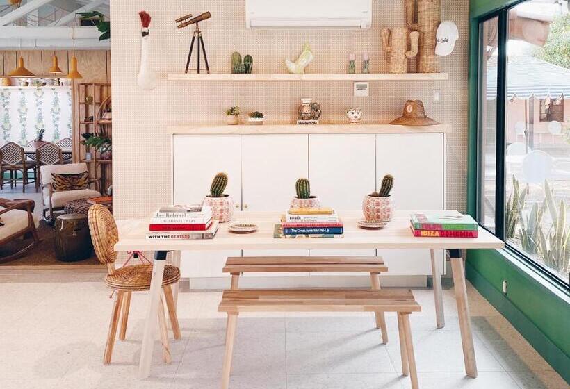 渡假胜地  Les Cactus