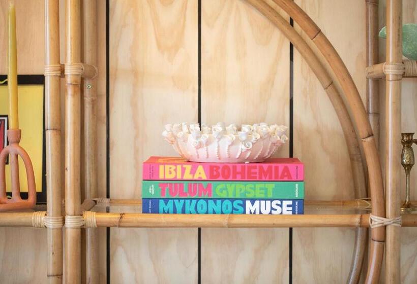 渡假胜地  Les Cactus