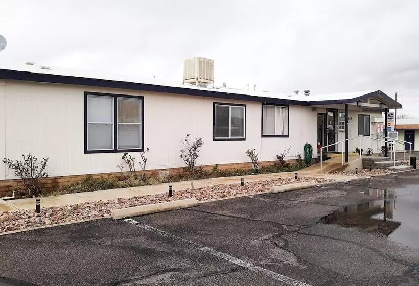 Rose S Motel
