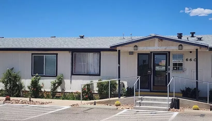 Rose S Motel