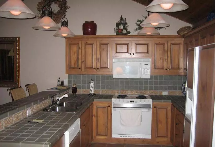 Jhrl   Teton Pines Townhome #20