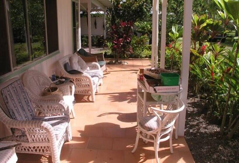 住宿加早餐  Lava Tree Tropic Inn