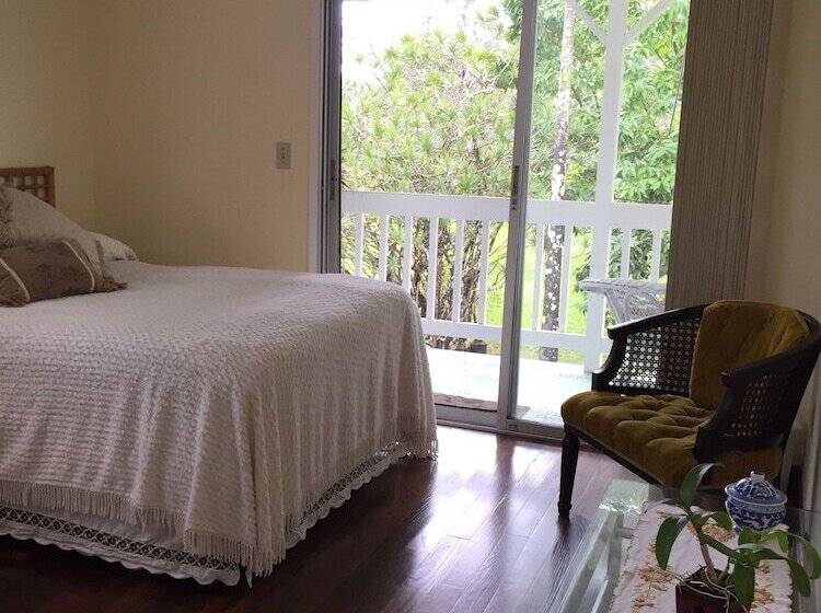 住宿加早餐  Lava Tree Tropic Inn