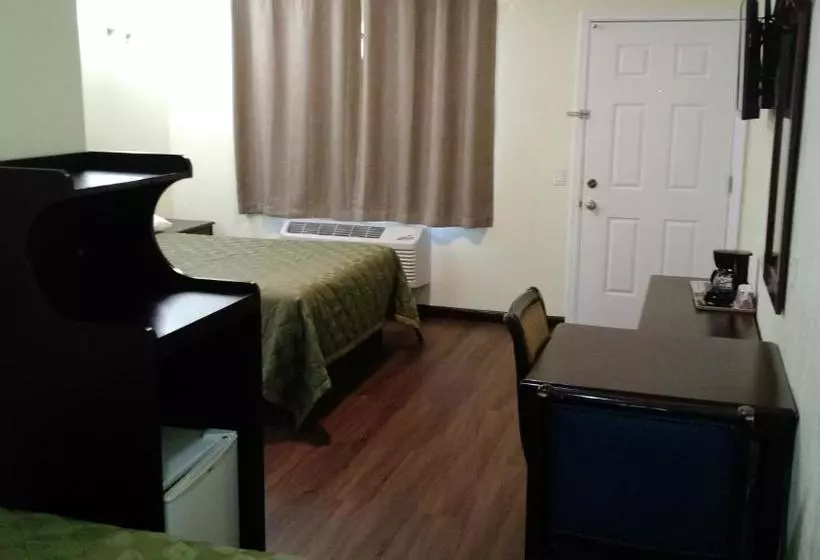 El Rancho Motel