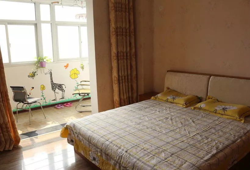 Gesa Xiaozhu International Youth Hostel
