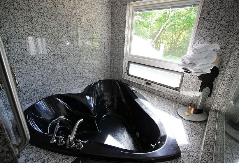 酒店 Adventure Suites