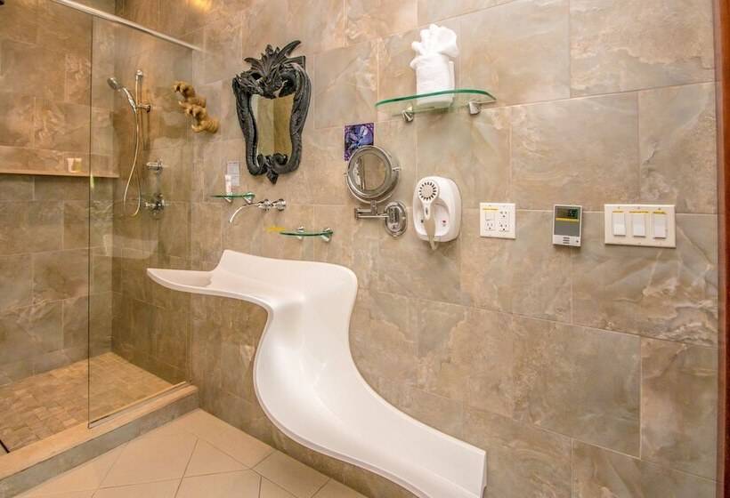 酒店 Adventure Suites